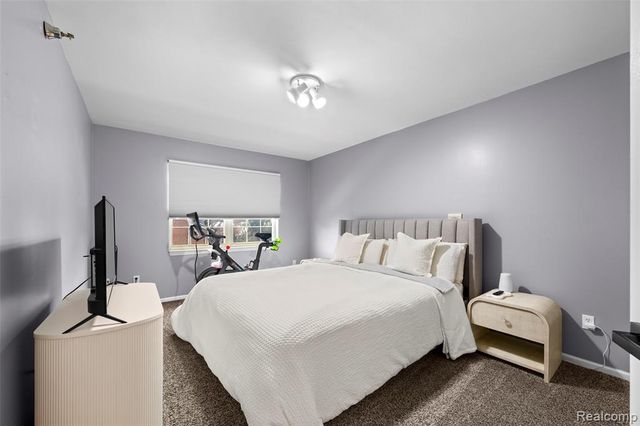 22195 W Village Drive, Dearborn, MI 48124