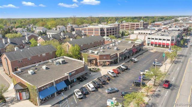 22195 W Village Drive, Dearborn, MI 48124