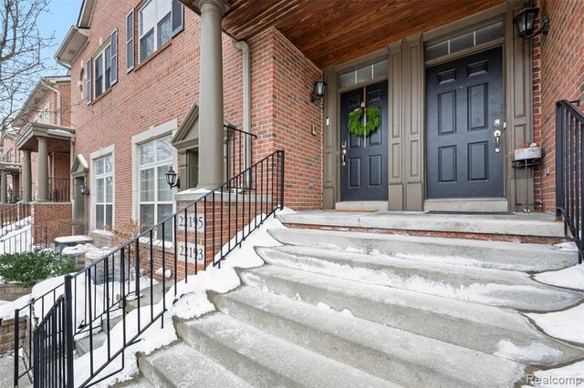 22195 W Village Drive, Dearborn, MI 48124