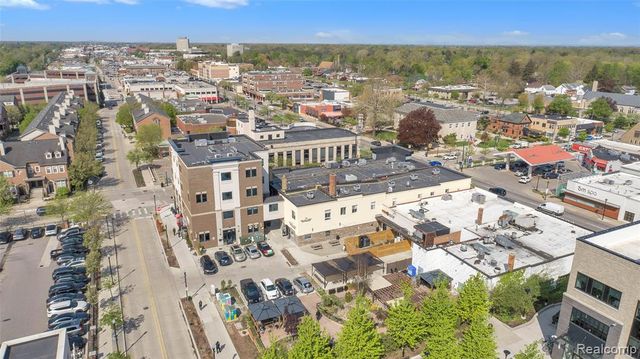 22195 W Village Drive, Dearborn, MI 48124