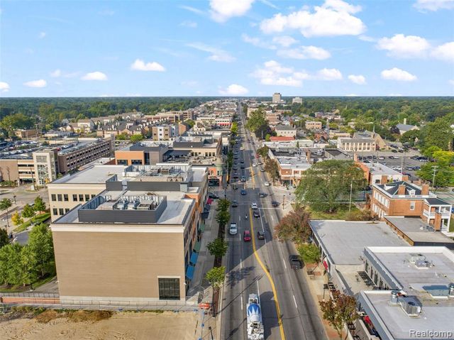 22195 W Village Drive, Dearborn, MI 48124