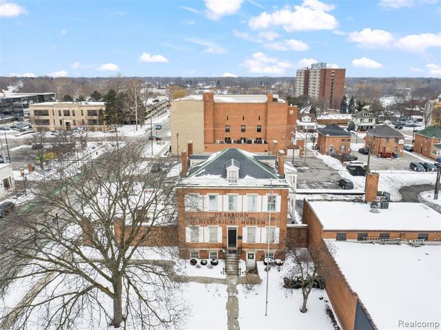 22195 W Village Drive, Dearborn, MI 48124