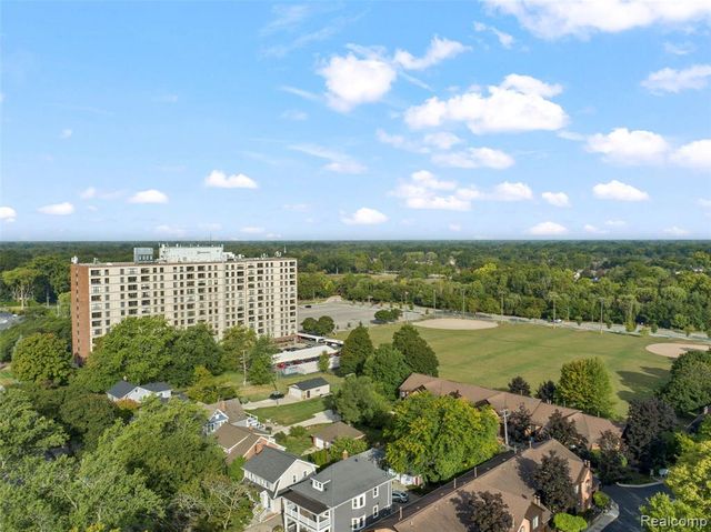 22195 W Village Drive, Dearborn, MI 48124