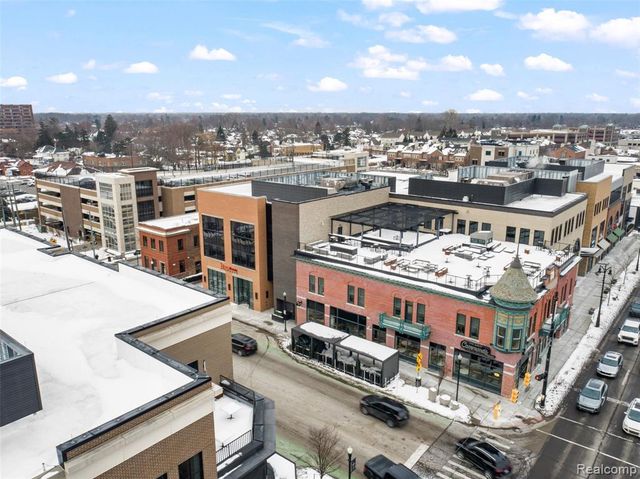 22195 W Village Drive, Dearborn, MI 48124