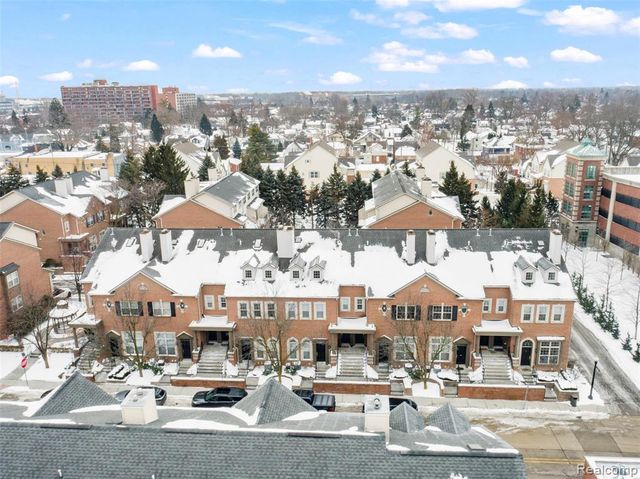 22195 W Village Drive, Dearborn, MI 48124