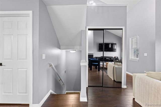 22195 W Village Drive, Dearborn, MI 48124