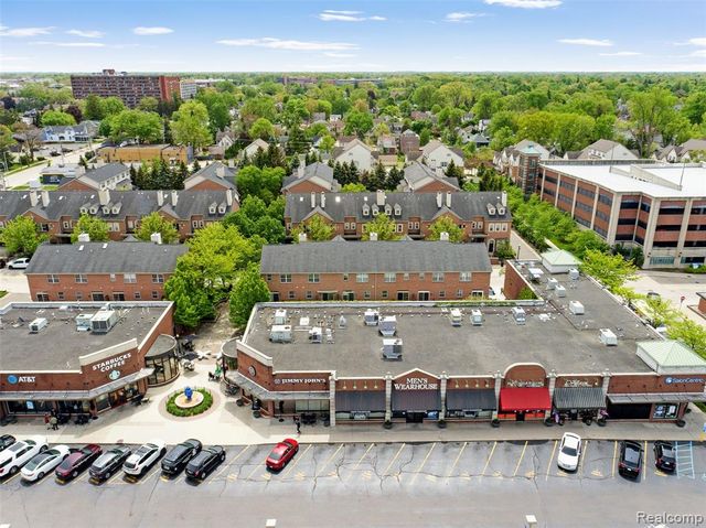 22195 W Village Drive, Dearborn, MI 48124