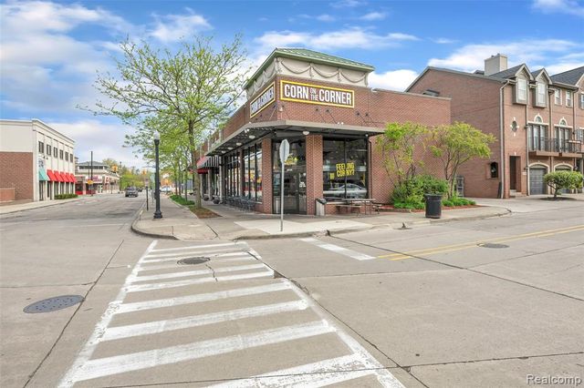 22195 W Village Drive, Dearborn, MI 48124