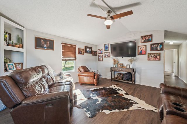 1193 Lincoln Drive, Stephenville, TX 76401