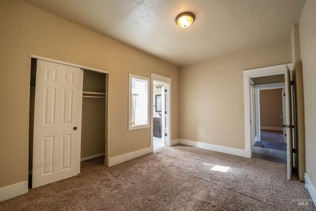 820 11th Ave South, Nampa, ID 83651