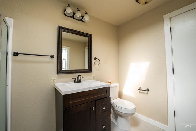 820 11th Ave South, Nampa, ID 83651