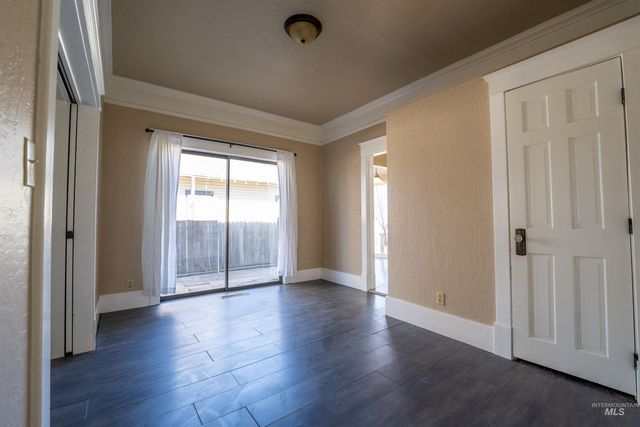 820 11th Ave South, Nampa, ID 83651