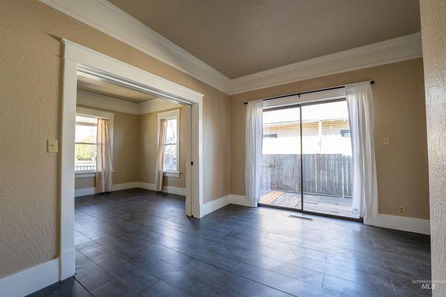 820 11th Ave South, Nampa, ID 83651