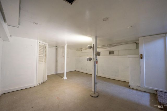 820 11th Ave South, Nampa, ID 83651