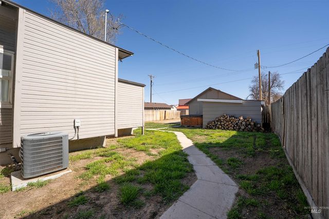 820 11th Ave South, Nampa, ID 83651