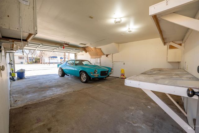 820 11th Ave South, Nampa, ID 83651