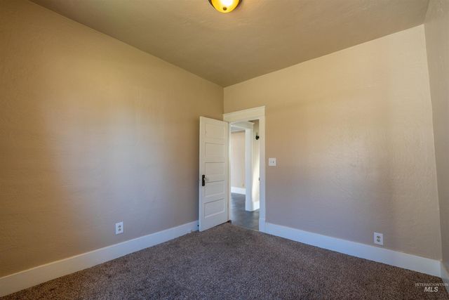 820 11th Ave South, Nampa, ID 83651