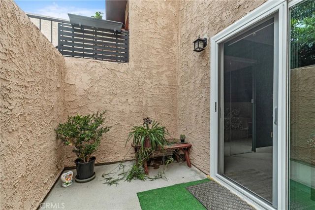 2504 Skyline Drive, Signal Hill, CA 90755