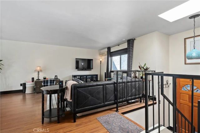 2504 Skyline Drive, Signal Hill, CA 90755