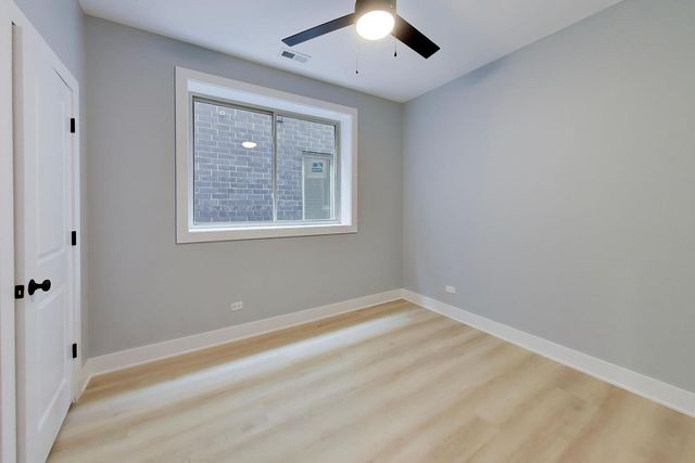 6552 S Maryland Avenue 3, Chicago, IL 60637