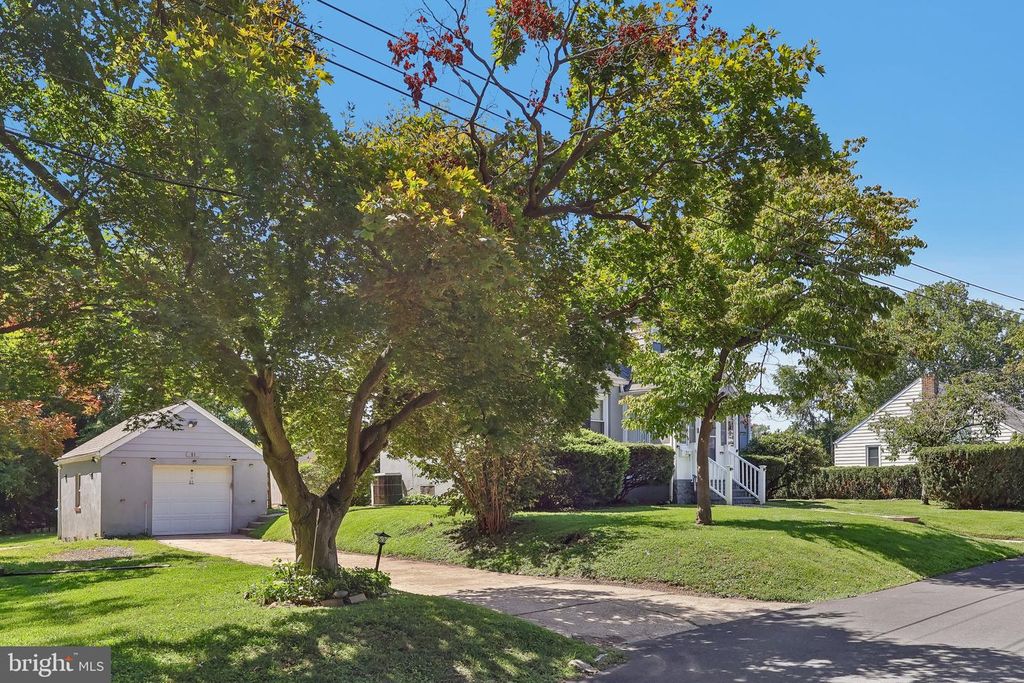 21 IDA AVE, MORRISVILLE, PA 19067 — photo 4