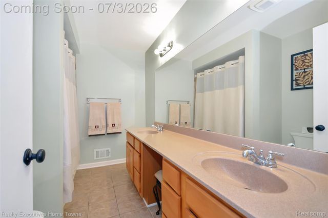 4721 Parent Avenue, Warren, MI 48092