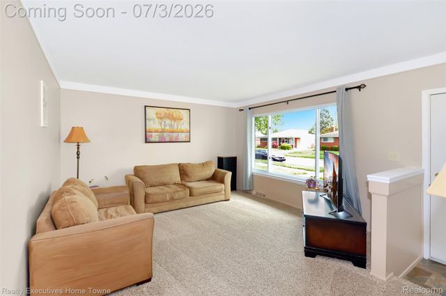 4721 Parent Avenue, Warren, MI 48092