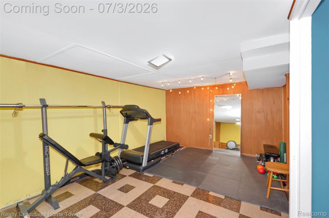 4721 Parent Avenue, Warren, MI 48092