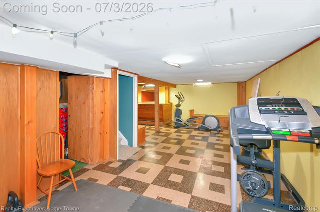 4721 Parent Avenue, Warren, MI 48092