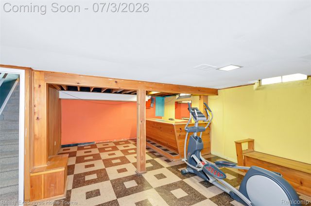4721 Parent Avenue, Warren, MI 48092