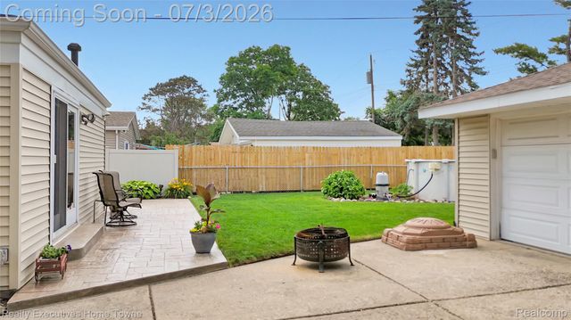 4721 Parent Avenue, Warren, MI 48092