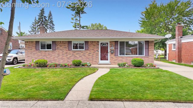4721 Parent Avenue, Warren, MI 48092