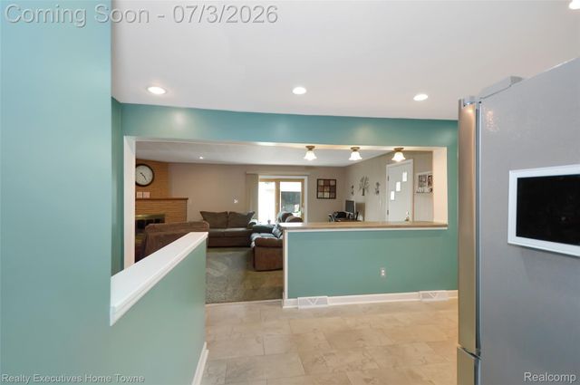 4721 Parent Avenue, Warren, MI 48092