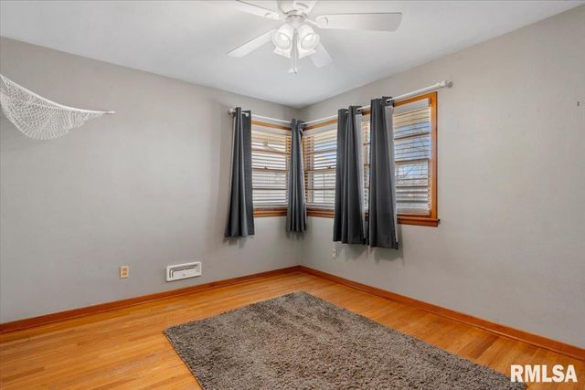 2732 S Welch Avenue, Springfield, IL 62704