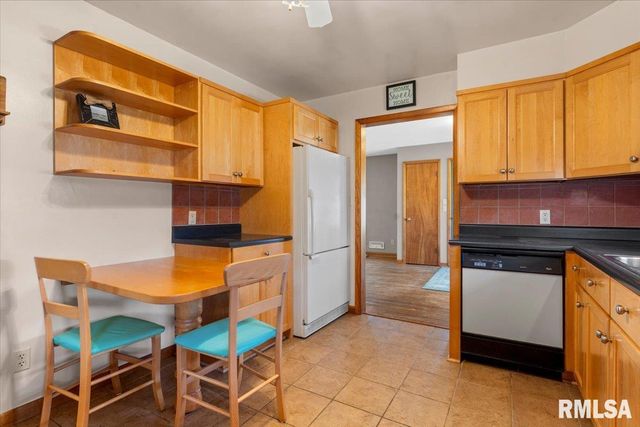 2732 S Welch Avenue, Springfield, IL 62704