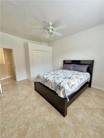 517 Robin Hood CIR 101, Naples, FL 34104