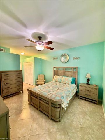 517 Robin Hood CIR 101, Naples, FL 34104