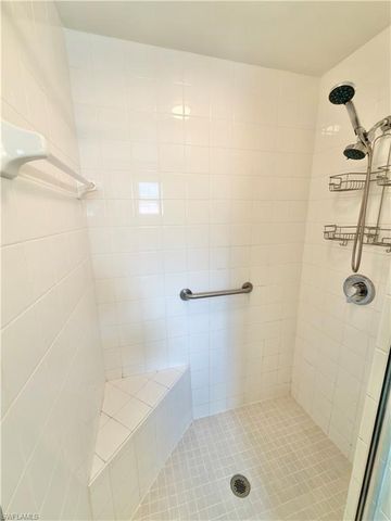 517 Robin Hood CIR 101, Naples, FL 34104