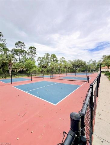 517 Robin Hood CIR 101, Naples, FL 34104