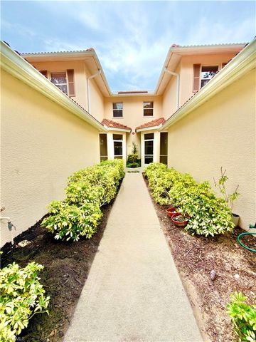 517 Robin Hood CIR 101, Naples, FL 34104