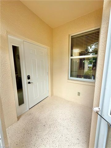517 Robin Hood CIR 101, Naples, FL 34104