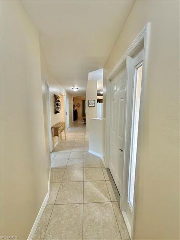 517 Robin Hood CIR 101, Naples, FL 34104