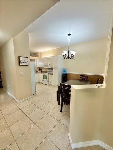 517 Robin Hood CIR 101, Naples, FL 34104