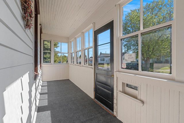 1120 S 23rd STREET, Manitowoc, WI 54220