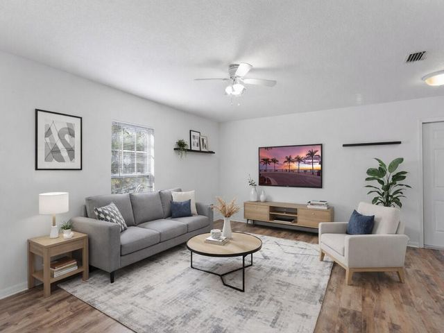 2436 42nd Place, Vero Beach, FL 32967