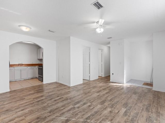 2436 42nd Place, Vero Beach, FL 32967