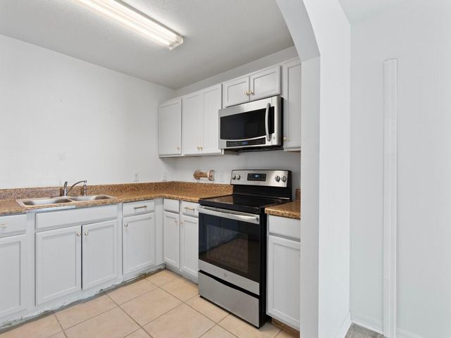 2436 42nd Place, Vero Beach, FL 32967