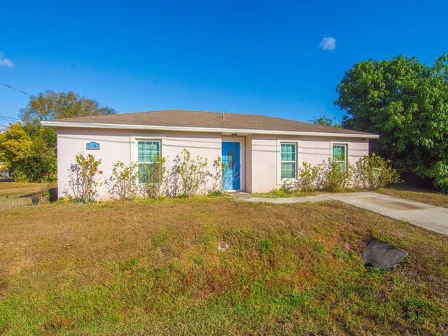 2436 42nd Place, Vero Beach, FL 32967