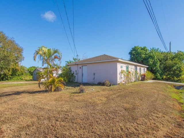 2436 42nd Place, Vero Beach, FL 32967