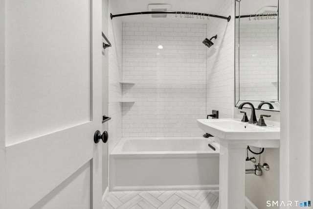 245 Unquowa Road 2, Fairfield, CT 06824